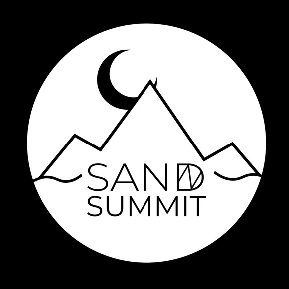 WELCOME TO SANDNSUMMIT - Picture 1 of 13